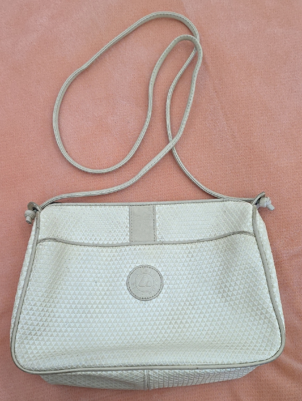 Vintage Liz Claiborn Cream Crossbody Shoulder Bag